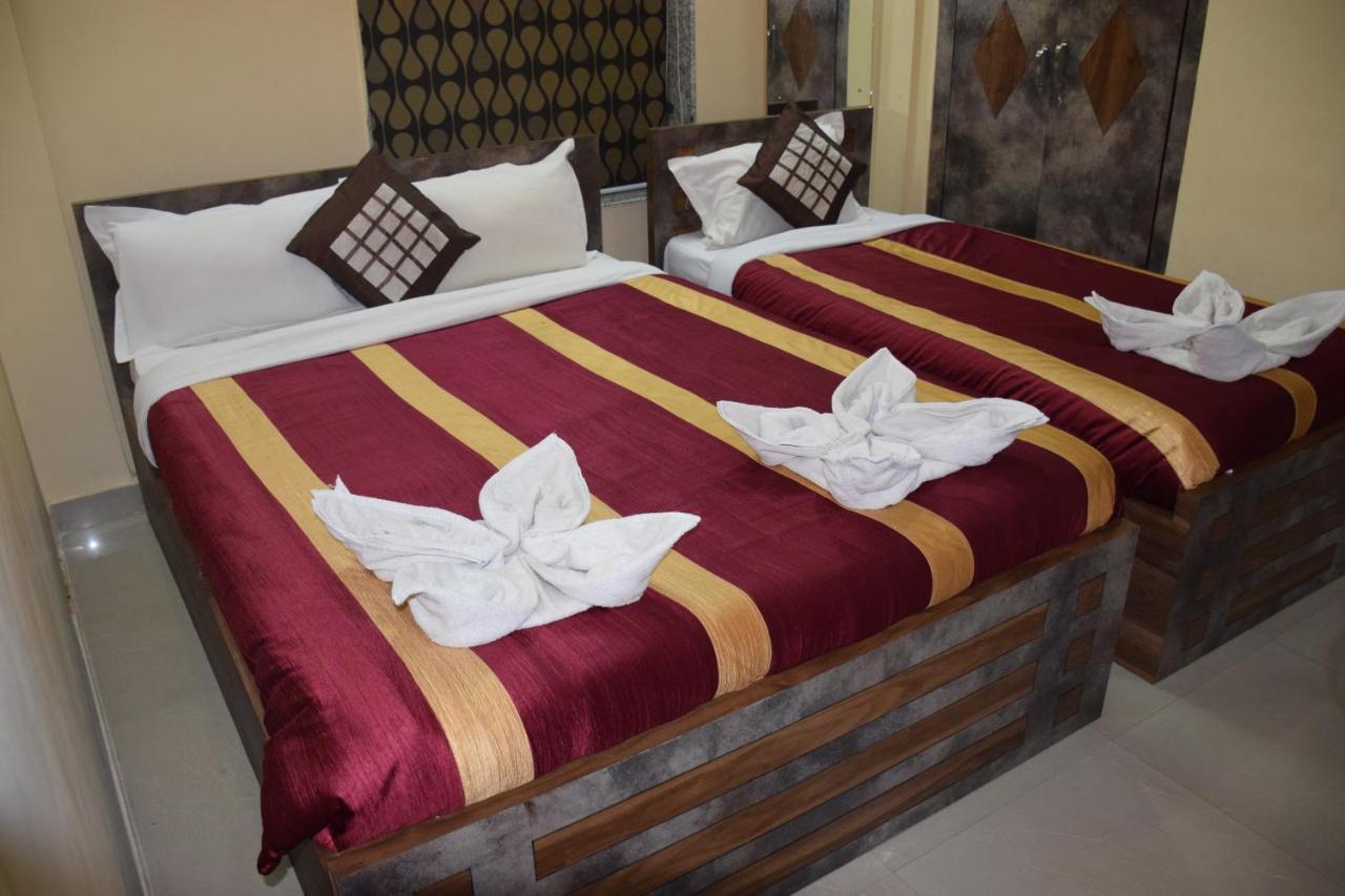 Recline Hotel And Restaurant Gauripur Exterior foto